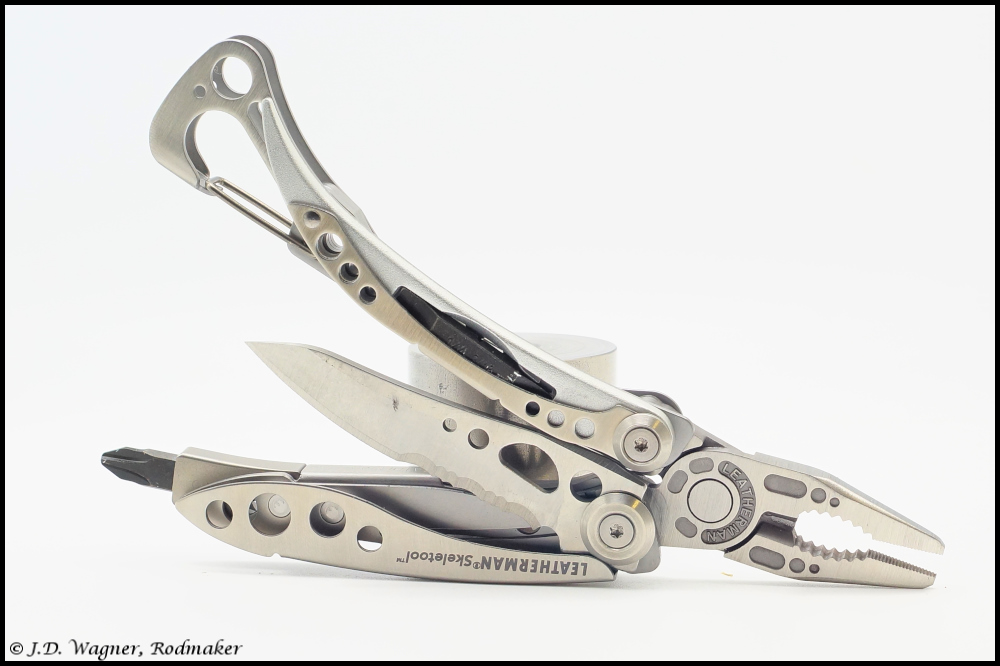 Leatherman Skeletool: